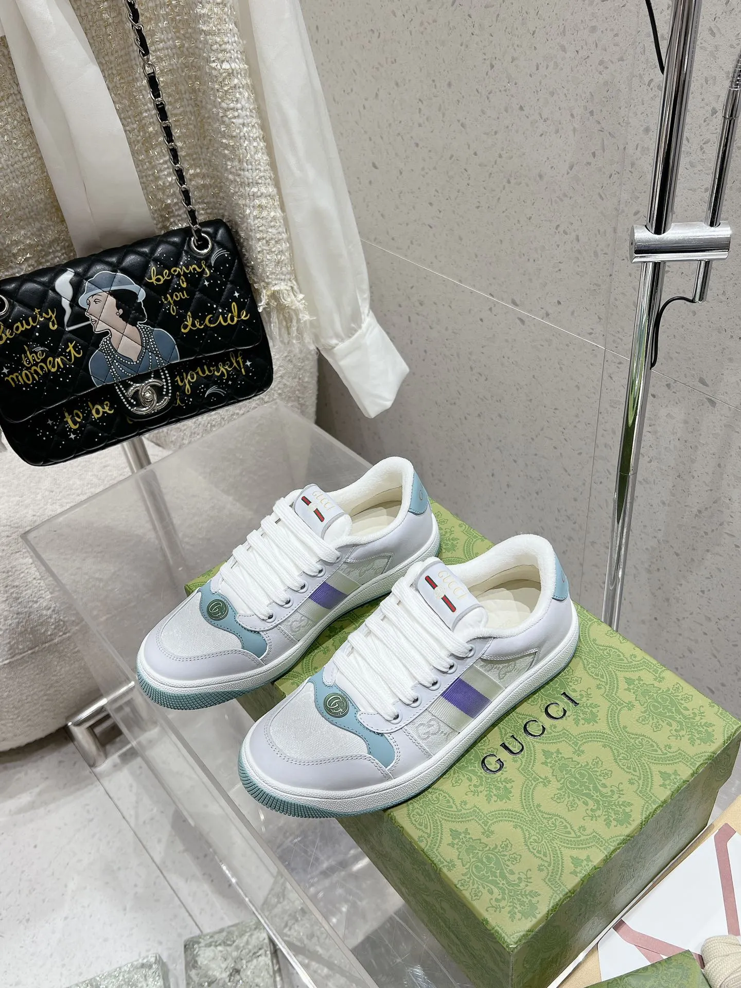 👟👟Ex-factory price 480👟👟 Long-term availability Gucci Gucci New Screener series Couple style Chubby Bread shoes Small dirty shoes Fatty Double G Casual sneakers Original purchase Development Original purchase Development Delivery counter exquisite packaging Fabric: Original imported cowhide + Double G fabric Lining: Original customized breathable terry velvet lining Sole: original molded T👟👟factory price U outsole Size: women's 35-40 / men's 39-45 (women's 34 and men's 38 can be customized)